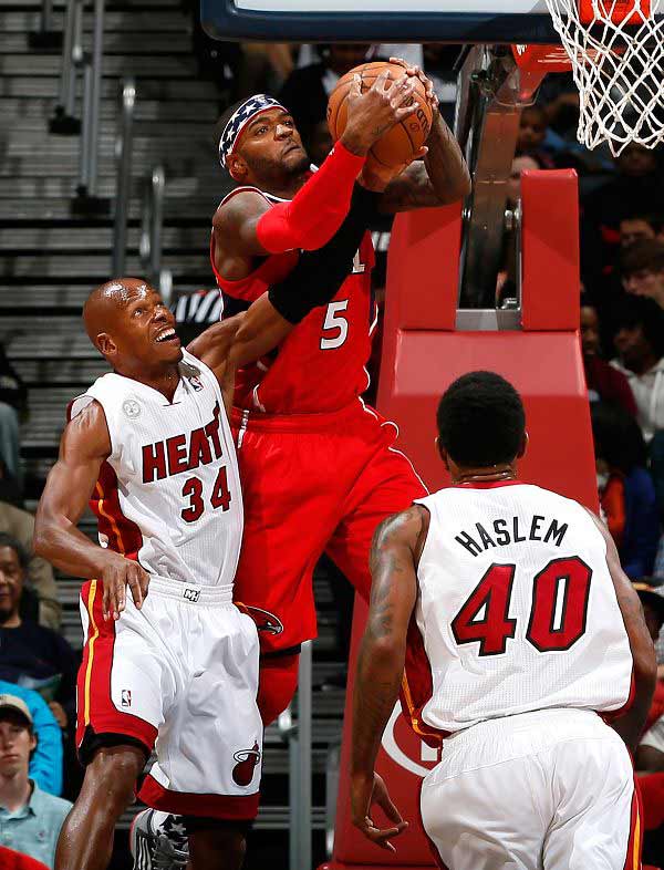 决其阵容中 决其阵容中