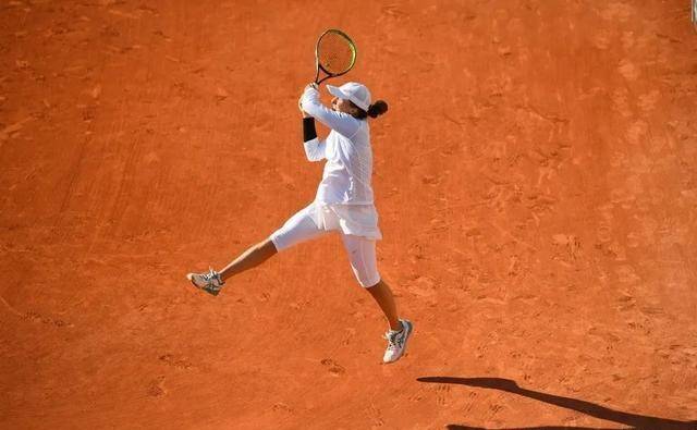 接影响到球 接影响到球