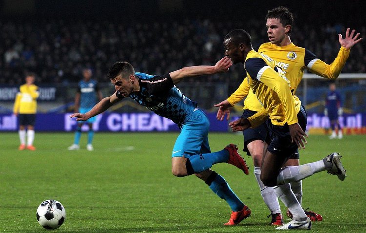 更是对球队 更是对球队